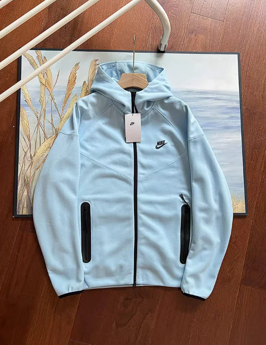 Nike Tech New Gen